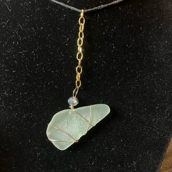 Handmade Jewelry - #21 handmade seaglass hanging necklace